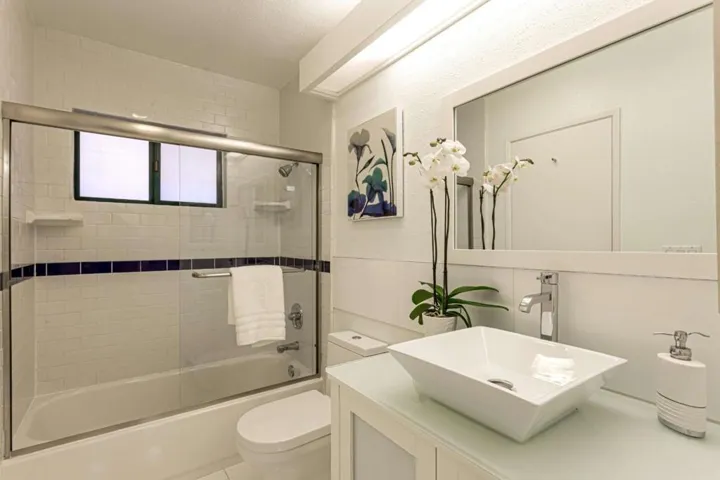 4250 El Camino Real D129, Palo Alto, California 94306