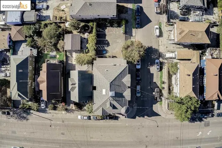 3139 West St, Oakland, California 94608