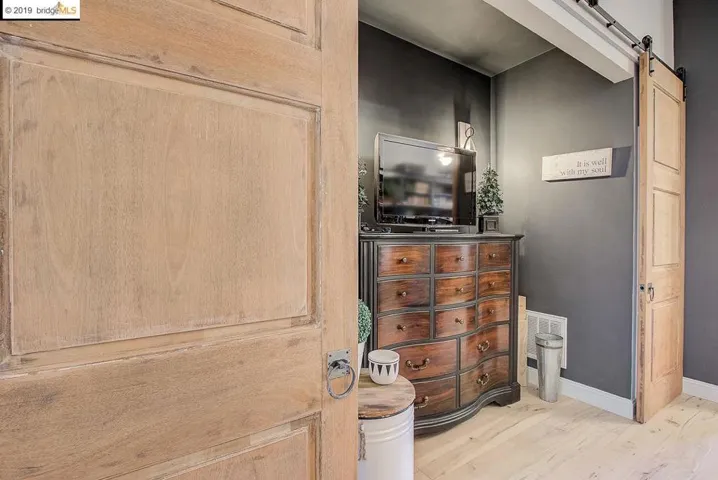 3139 West St, Oakland, California 94608