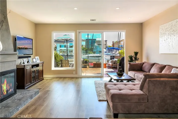 16086 Bonaire Circle, Huntington Beach, California 92649