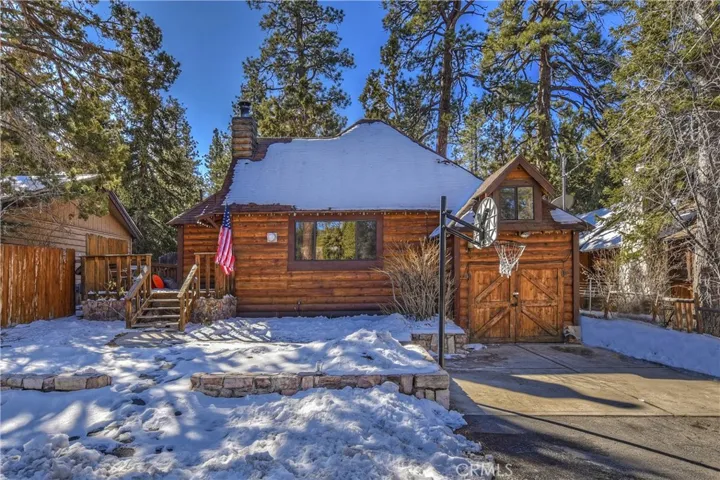 212 E Sherwood Boulevard, Big Bear, California 92314