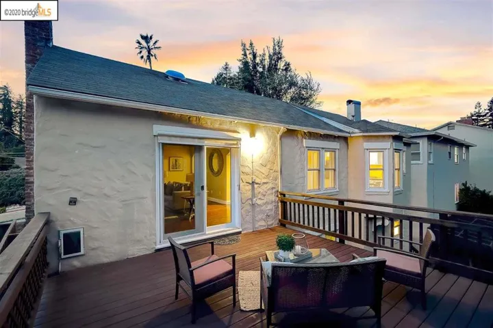 9332 Granada Ave, Oakland, California 94605
