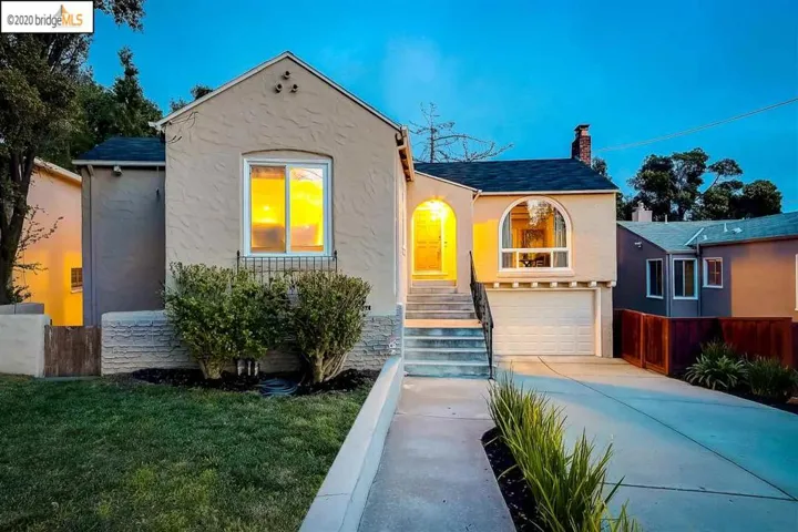 9332 Granada Ave, Oakland, California 94605
