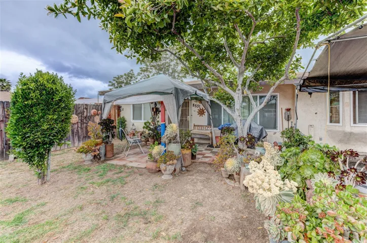 8531 Hubbles Ln., Santee, California 92071