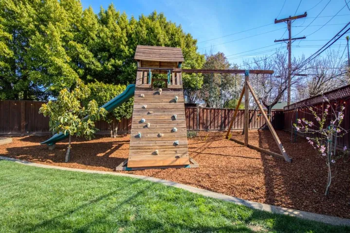 2418 Nautilus Court, San Jose, California 95128