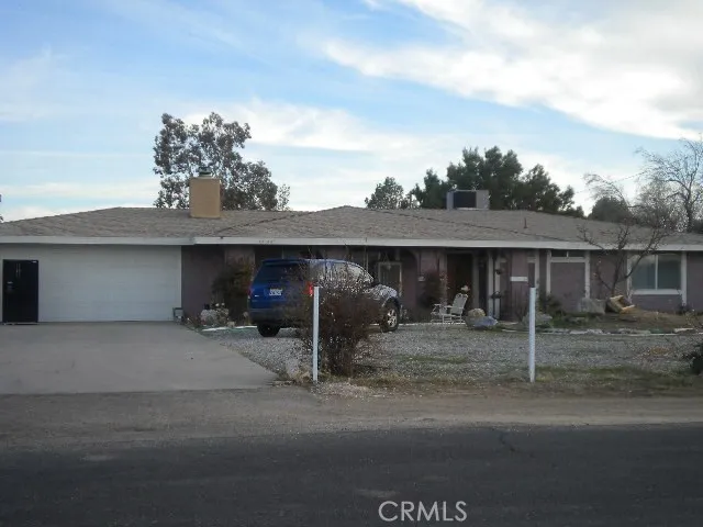 14987 Blackfoot Road, Apple Valley, California 92307
