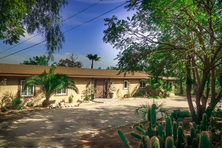 1150 La Cresta Blvd, El Cajon, California 92021