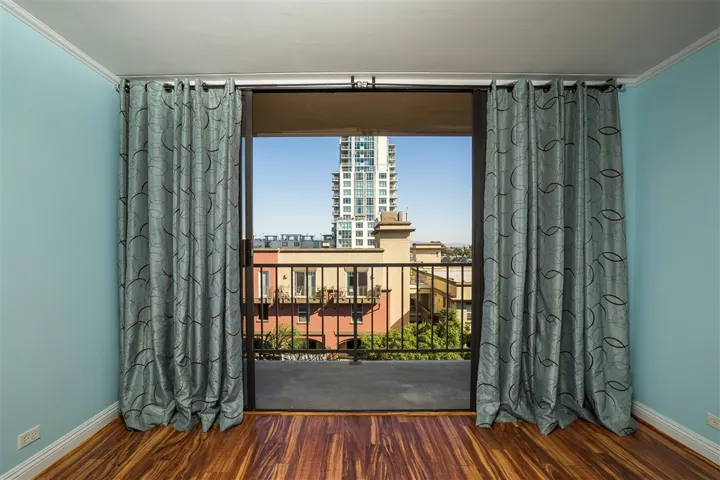 1514 7th Ave 605, San Diego, California 92101