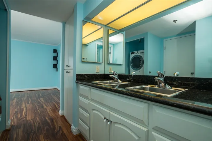 1514 7th Ave 605, San Diego, California 92101