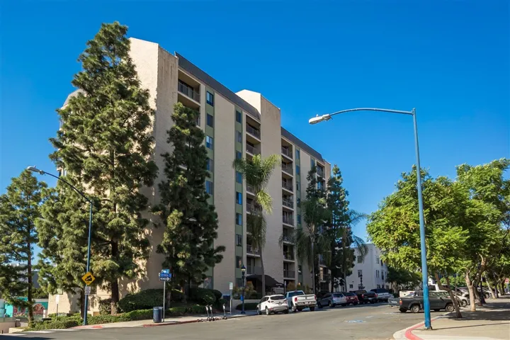 1514 7th Ave 605, San Diego, California 92101