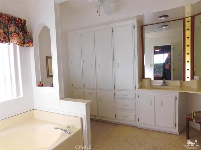 73450 Country Club Drive 14, Palm Desert, California 92260
