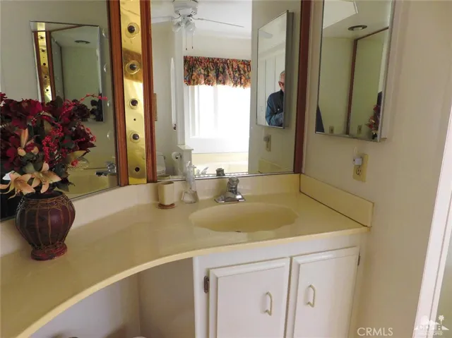 73450 Country Club Drive 14, Palm Desert, California 92260