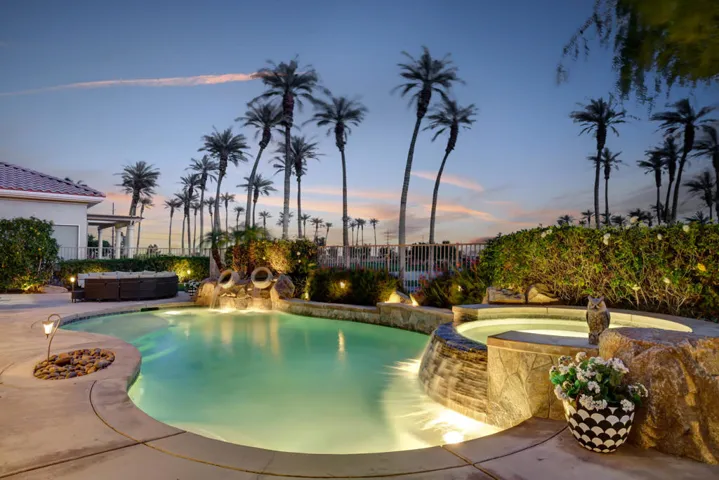 Twi Pool