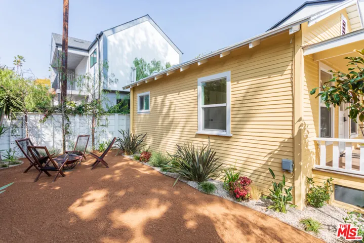 2034 5th Street D, Santa Monica, California 90405