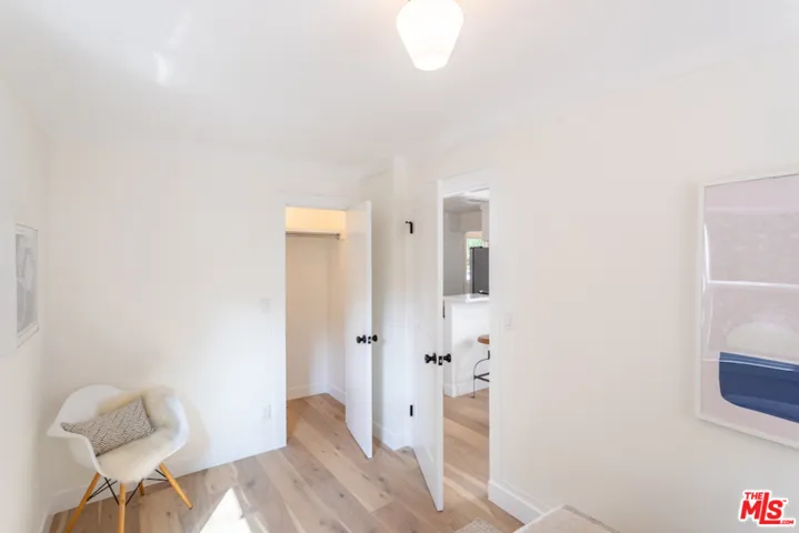 2034 5th Street D, Santa Monica, California 90405