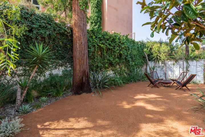 2034 5th Street D, Santa Monica, California 90405