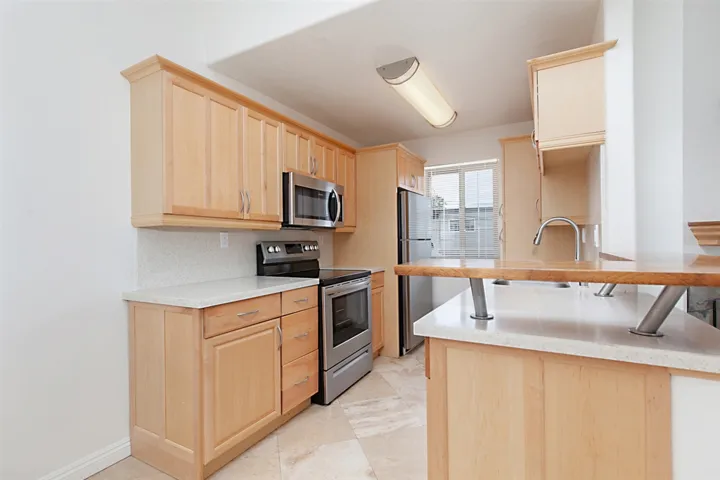 4425 Illinois St 6, San Diego, California 92116