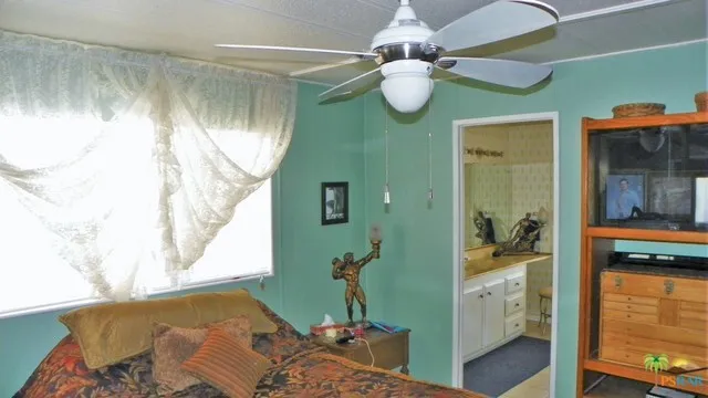 Ceiling Fan Keeps You Cool