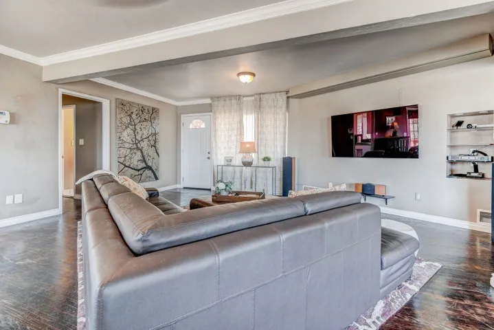 7368 Pomona Way, La Mesa, California 91942