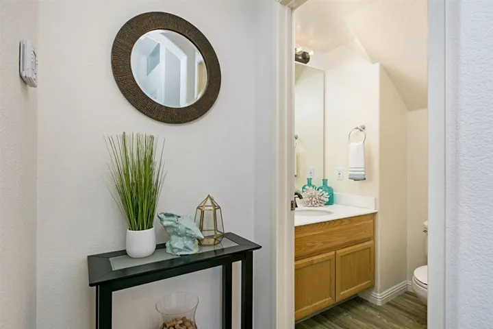 3061 Rancho La Presa, Carlsbad, California 92009