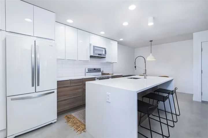 1820 S El Camino Real 101, Encinitas, California 92024