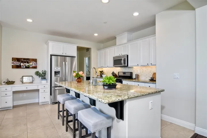 1209 Stratton Drive, Vista, California 92083