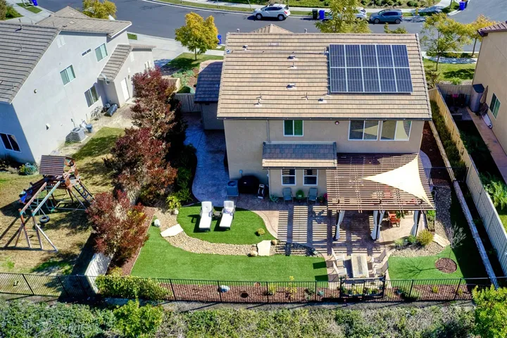 1209 Stratton Drive, Vista, California 92083
