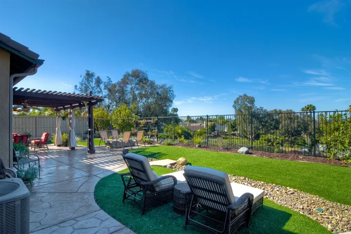1209 Stratton Drive, Vista, California 92083