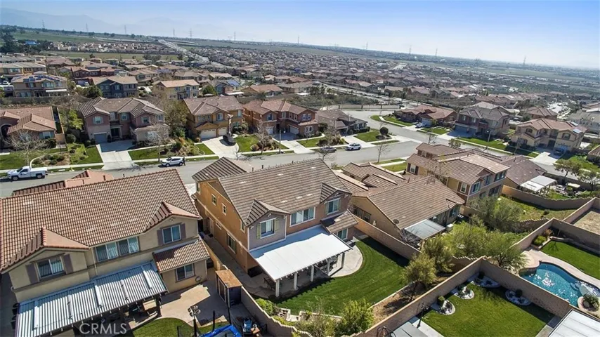 4840 Thornbush Way, Fontana, California 92336