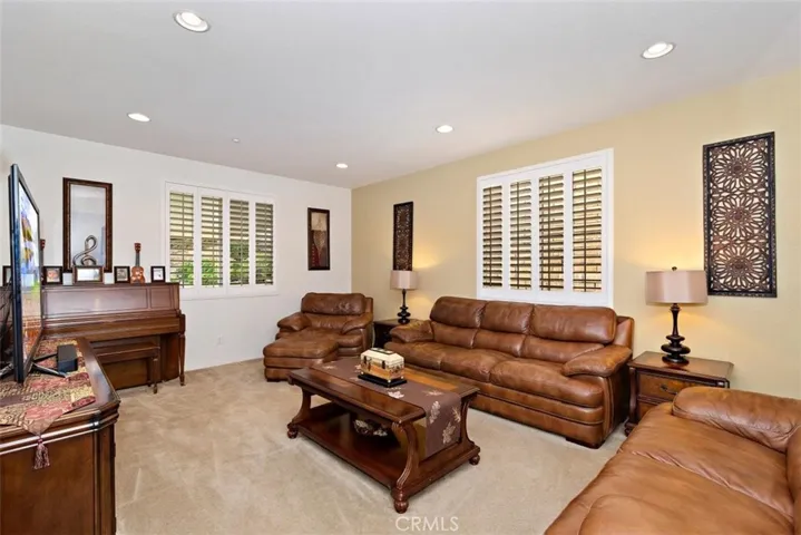 4840 Thornbush Way, Fontana, California 92336
