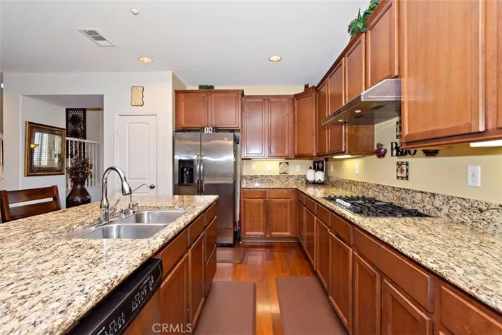 4840 Thornbush Way, Fontana, California 92336