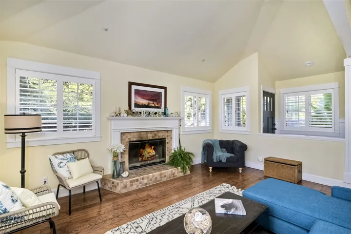 1072 Normandy Hill Lane, Encinitas, California 92024