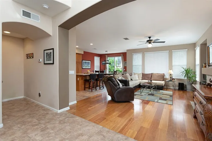 1431 Enchante Way, Oceanside, California 92056