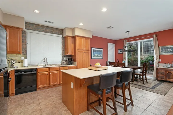 1431 Enchante Way, Oceanside, California 92056