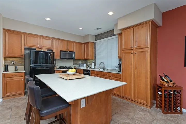 1431 Enchante Way, Oceanside, California 92056