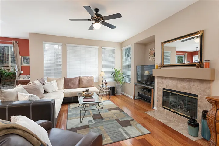 1431 Enchante Way, Oceanside, California 92056