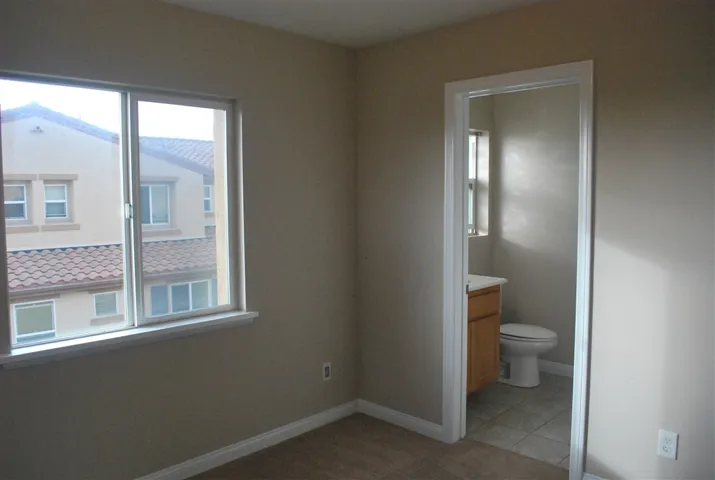 4300 Newton Avenue 18, San Diego, California 92113