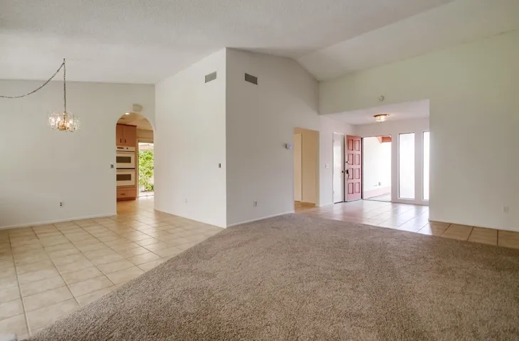 7828 Quebrada Circle, Carlsbad, California 92009