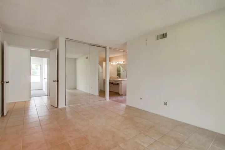 7828 Quebrada Circle, Carlsbad, California 92009