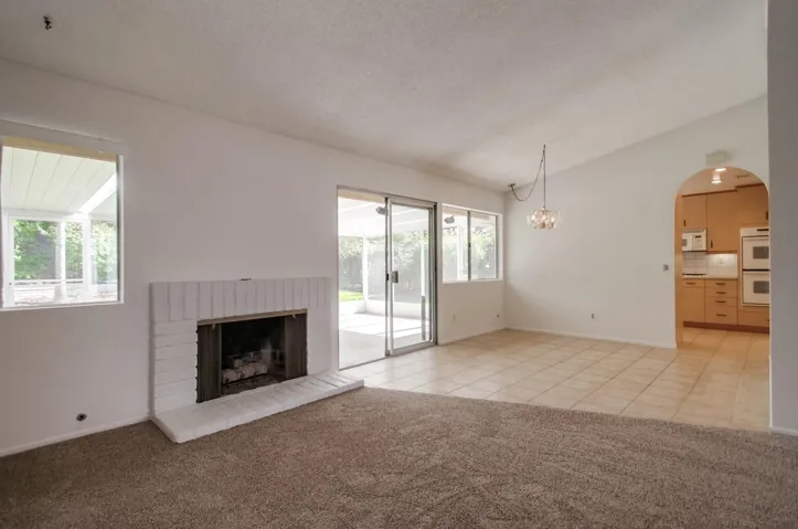 7828 Quebrada Circle, Carlsbad, California 92009