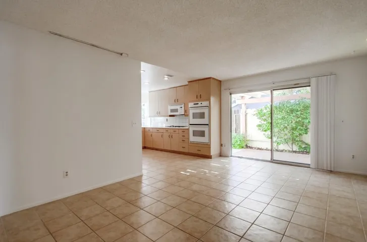 7828 Quebrada Circle, Carlsbad, California 92009
