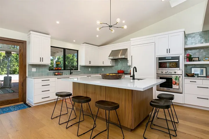 829 Elmview Dr, Encinitas, California 92024