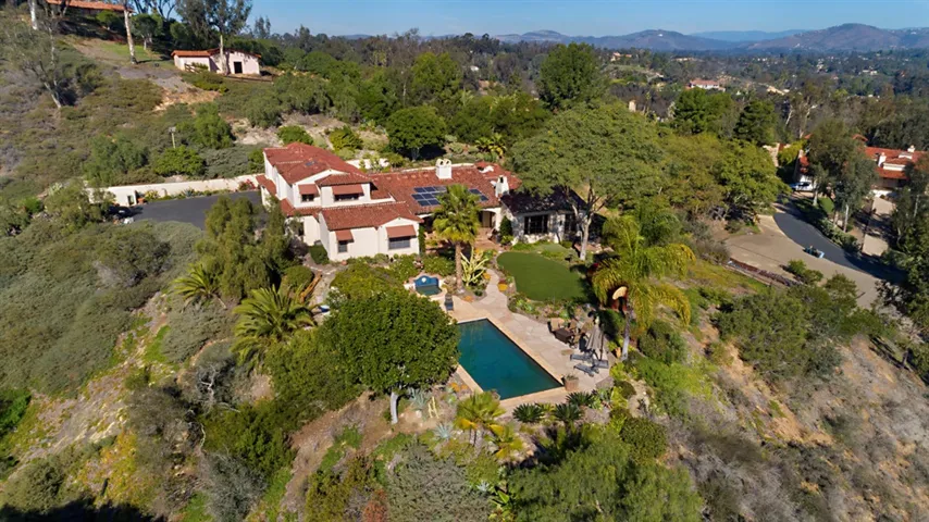 5435 Calzada Del Bosque, Rancho Santa Fe, California 92067