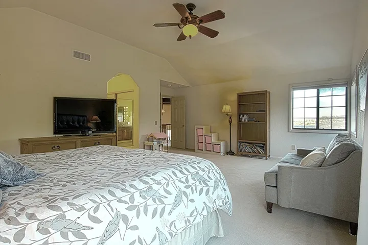 7642 Nueva Castilla Way, Carlsbad, California 92009