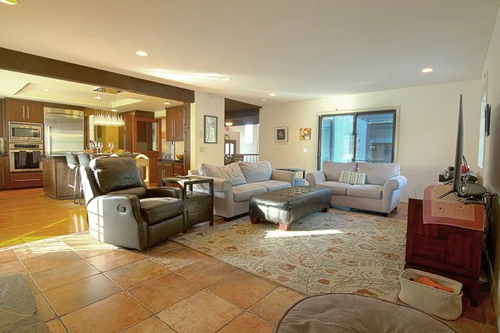 7642 Nueva Castilla Way, Carlsbad, California 92009