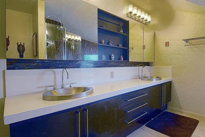 7642 Nueva Castilla Way, Carlsbad, California 92009