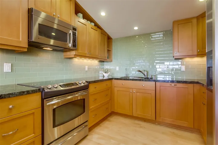 561 S Sierra 36, Solana Beach, California 92075