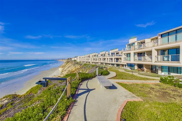561 S Sierra 36, Solana Beach, California 92075