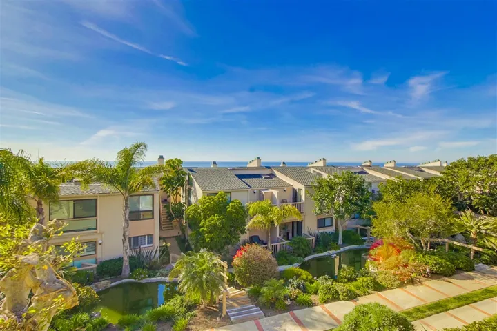 561 S Sierra 36, Solana Beach, California 92075