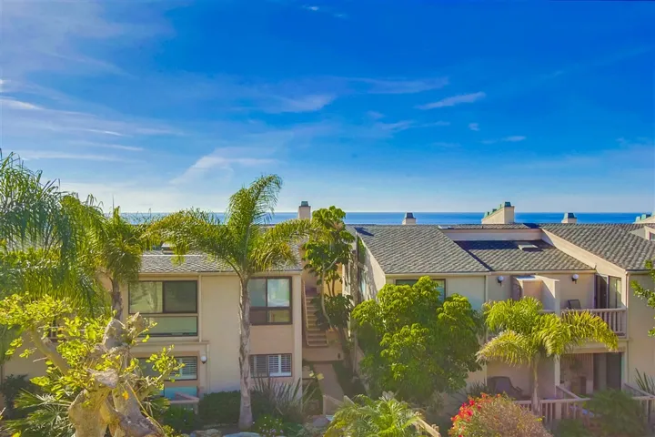 561 S Sierra 36, Solana Beach, California 92075